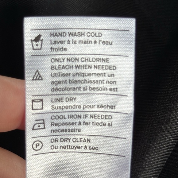 Vince Italian Wool Cropped Peacoat - Picture 15 of 16